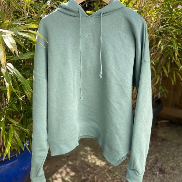 Reebok Asymmetrical Sweater - Picture 2 of 4